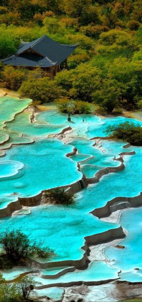 Stunning calcite pools in Huanglong‎ , Sichuan‬ - China.jpg