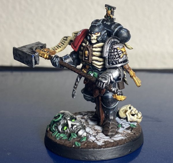 warden20211031_dread saurian chaplain 3.jpg