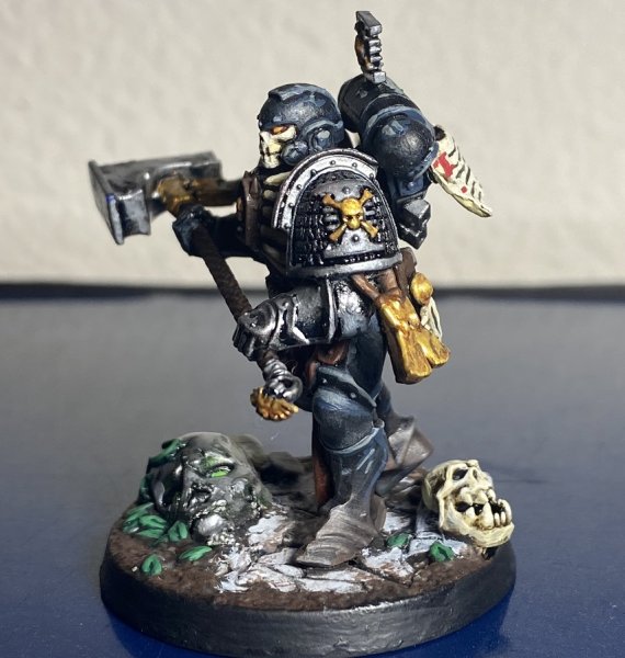 warden20211031_dread saurian chaplain 4.jpg