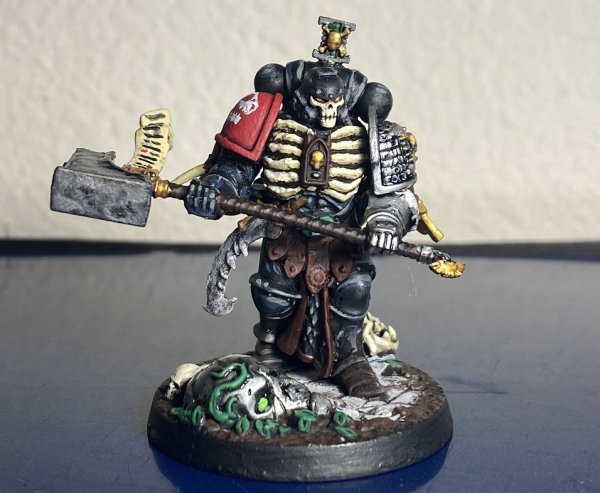 warden20211031_dread saurian chaplain 1.jpg