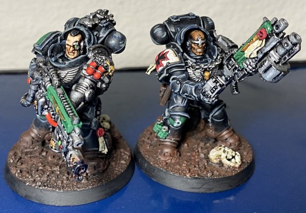 warden20211204_heavy intercessors sons of medusa and black templar.jpg