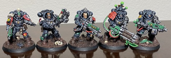 warden20211204_heavy intercessors squad 1.5.jpg