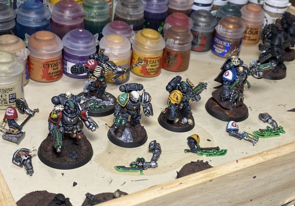 warden20220108_powerfists 1.jpg warden20220108_powerfists 1.jpg