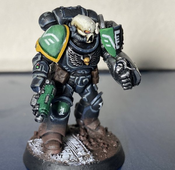 warden20220109_intercessor sergeant_valedictors powerfist 3.jpg