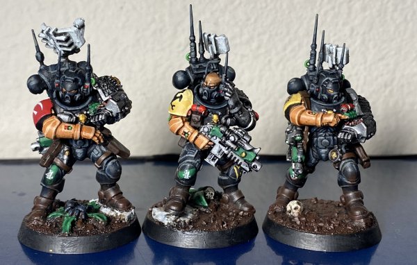 warden20220612_deathwatch phobos infiltrator comms specialists 01.jpg