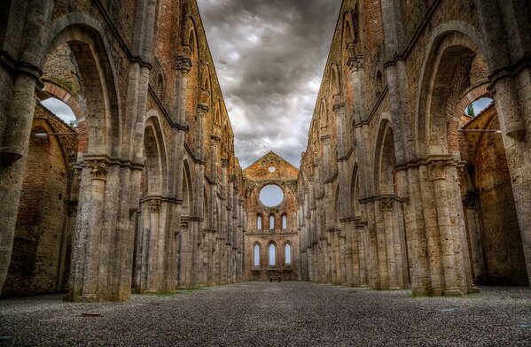 san-galgano-1610962_960_720.jpg