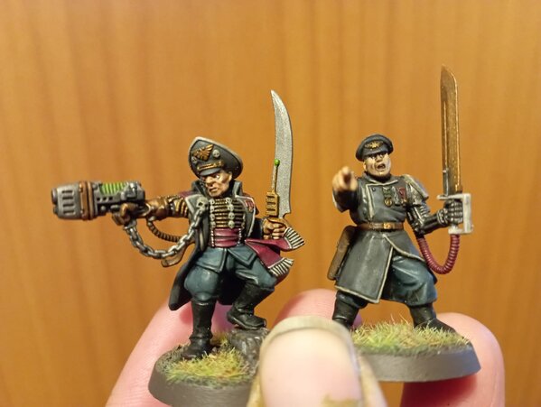 0-original_Colonel & Commissar.jpg 0-original_Colonel & Commissar.jpg