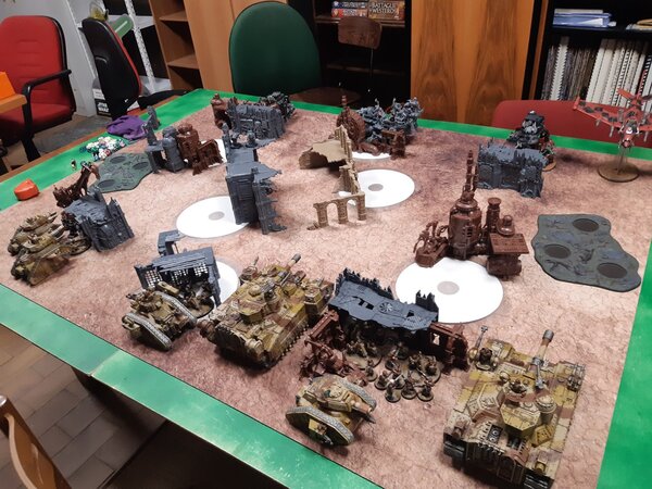 Tallarn vs Orks_Setup1.jpg Tallarn vs Orks_Setup1.jpg