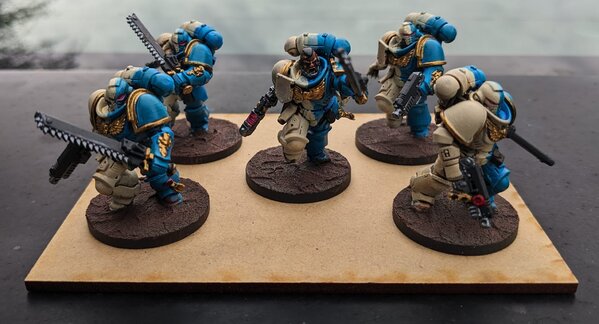 assault intercessors combat squad 1.jpg