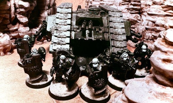 warden20251017_land raider 2 desert.jpg