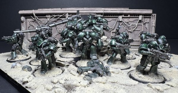 warden20251206_rogue trader diorama zoom 04.jpg