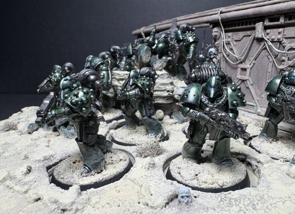 warden20251206_rogue trader diorama close ups 02.jpg