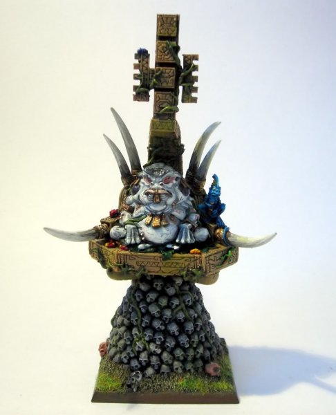 Slann-palanquin.jpg