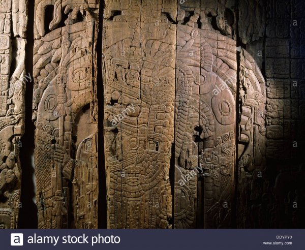 mayan-low-relief-carved-wood-lintel-from-temple-iv-at-tikal-guatemala-DDYPY0.jpg