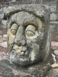 459853-Stone-Head-at-Copan-0.jpg