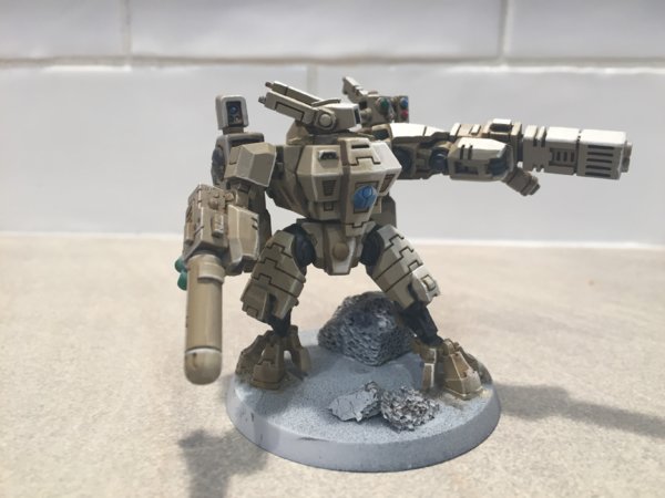 Tau battlesuit 3.JPG