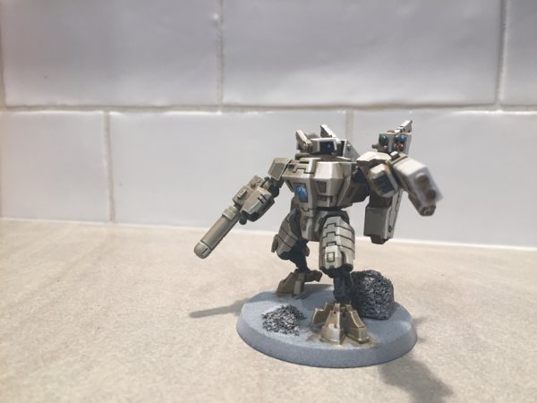 Tau battlesuit 1.JPG