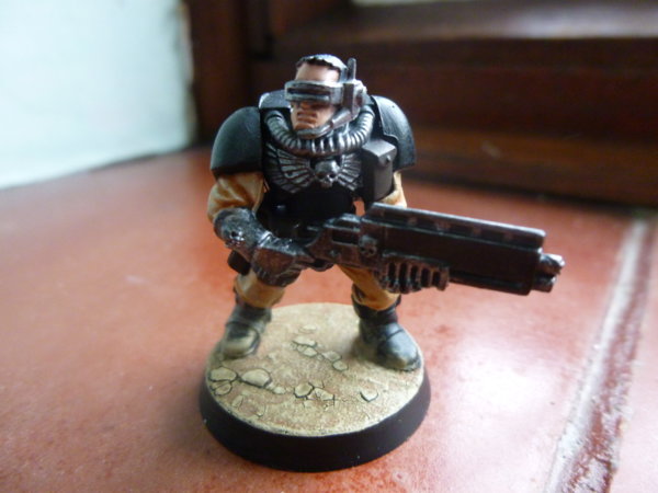 Space Marine Scouts Adeptus Astartes Raven Guard Shotgun 5.JPG