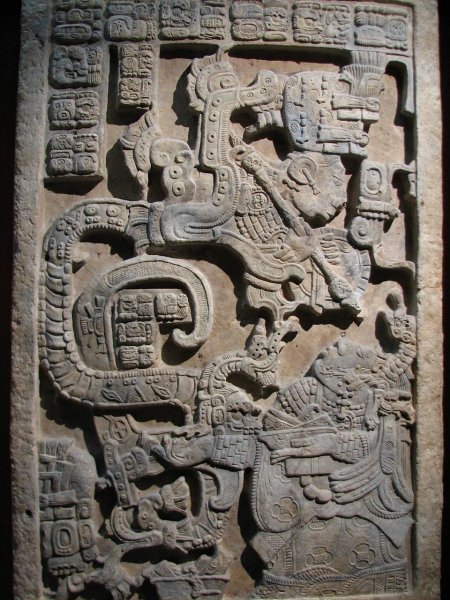 Yaxchilan_lintel_25.jpg