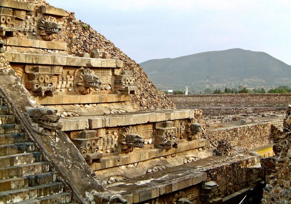 W2-0037-Teotihuacan-Temple-of-Quetzalcoatl.jpg