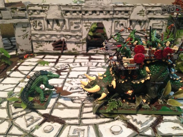 warden201801_gatormen_lizardmen_size comparison 10 stegadon.jpg warden201801_gatormen_lizardmen_size comparison 10 stegadon.jpg