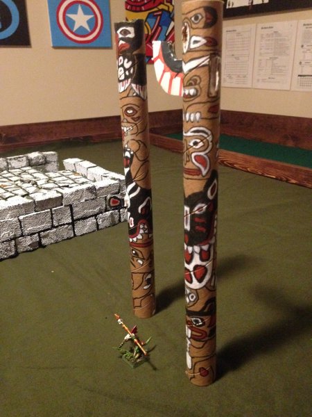 warden201803_totem poles 2.jpg warden201803_totem poles 2.jpg