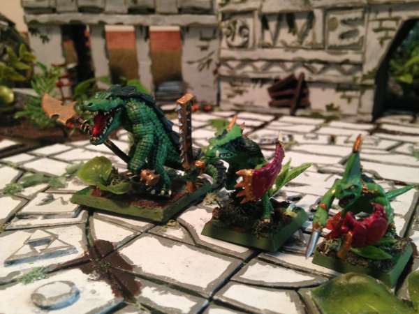 warden201801_gatormen_lizardmen_size comparison 04.jpg