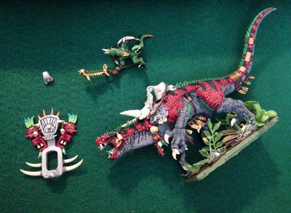 warden201805_carnosaur complete pieces.jpg warden201805_carnosaur complete pieces.jpg