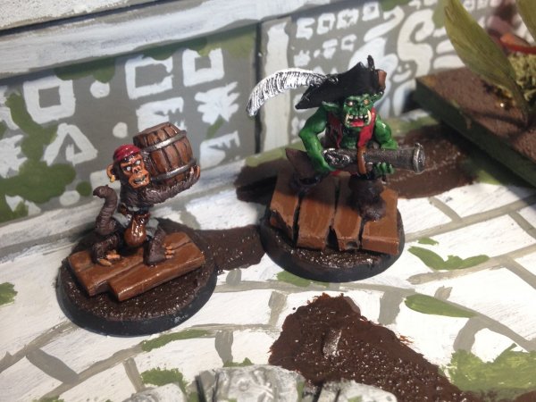 warden201809_pirate gobbo and powder monkey 2.jpg warden201809_pirate gobbo and powder monkey 2.jpg