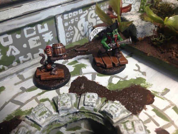 warden201809_pirate gobbo and powder monkey 1.jpg warden201809_pirate gobbo and powder monkey 1.jpg