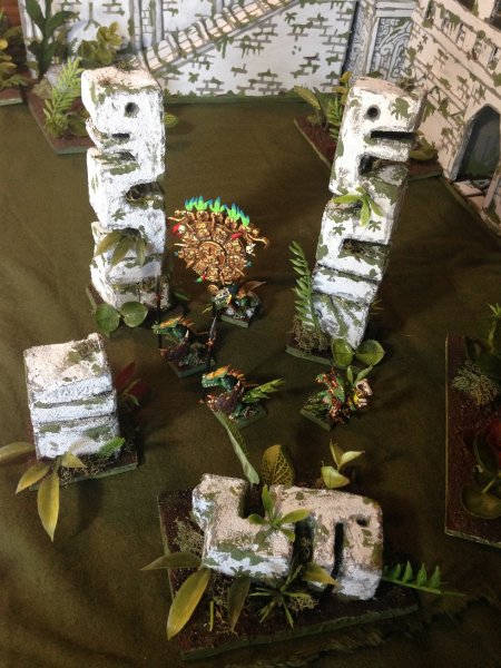 warden201809_Snake Statues 4.jpg warden201809_Snake Statues 4.jpg