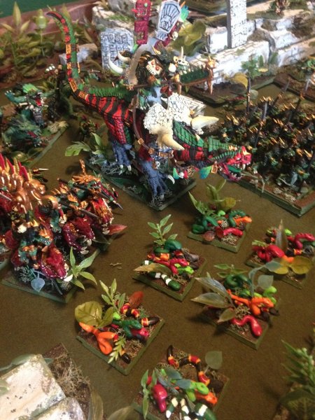 warden201906_army photos_carnosaur 3.jpg warden201906_army photos_carnosaur 3.jpg