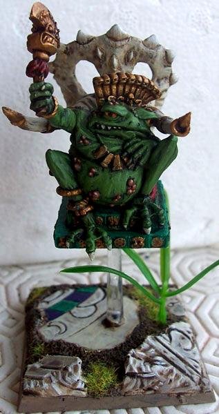 375829_sm-Slann%20Mage%20Priest.jpg