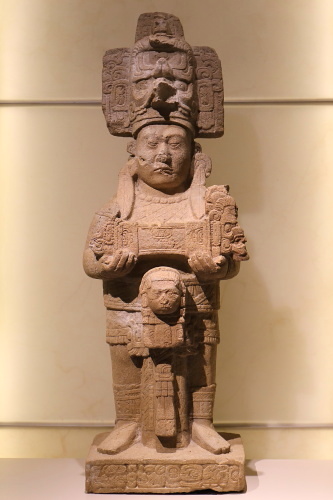 Monumento 146, Toniná, Clásico Tardío 600-900 1.jpg