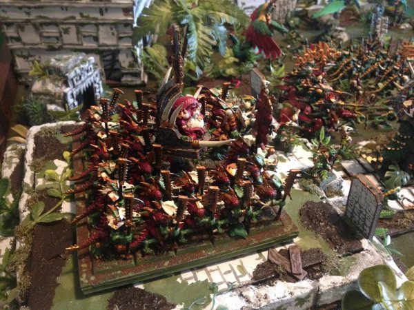 warden201906_army photos_slann and guard 1.jpg