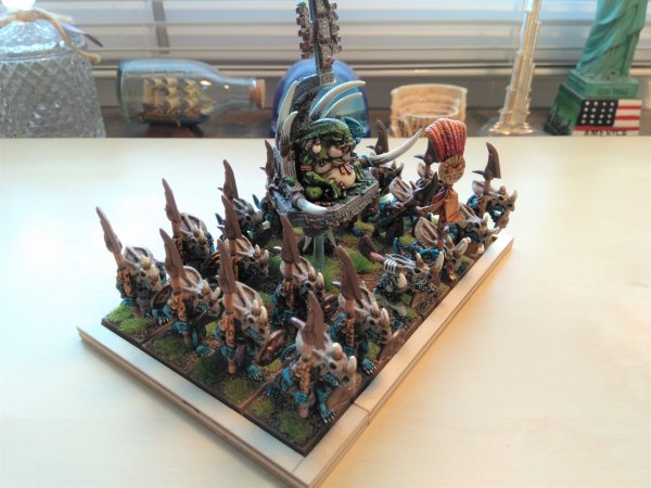 Slann and temple guard 3.jpg