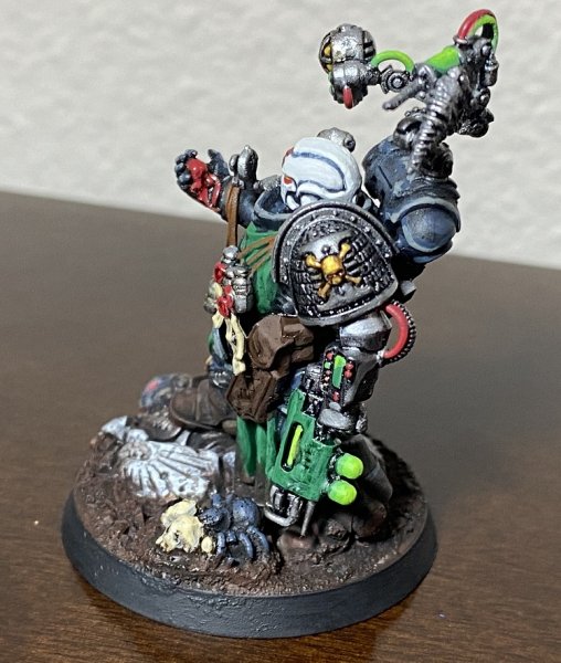 warden20210801_deathwatch_apothecary sons of medusa 02.jpg