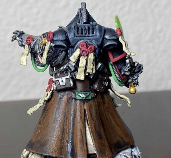 warden20210828_deathwatch_black templar librarian_04.jpg