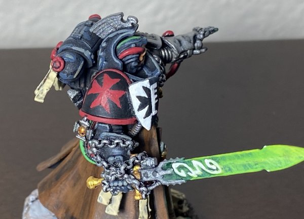 warden20210828_deathwatch_black templar librarian_06.jpg