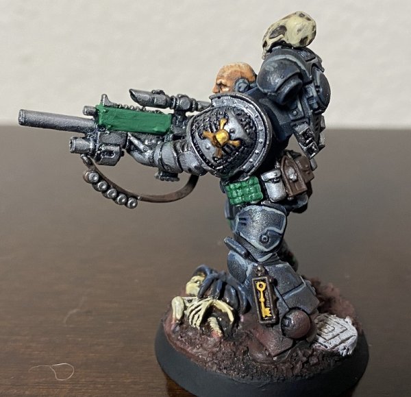 warden20210921_deathwatch emperor's scythe 04.jpg