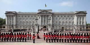 buckingham palace.jpg